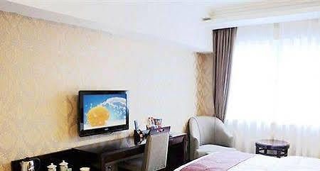 Leshan Golden Taoyuan Hotel מראה חיצוני תמונה
