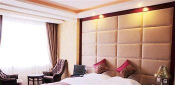 Leshan Golden Taoyuan Hotel מראה חיצוני תמונה
